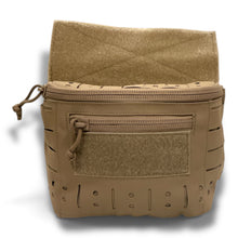 Load image into Gallery viewer, Combat Dangler