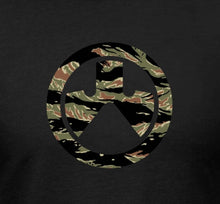 Load image into Gallery viewer, Magpul® Tiger Stripe Icon Blend T-Shirt